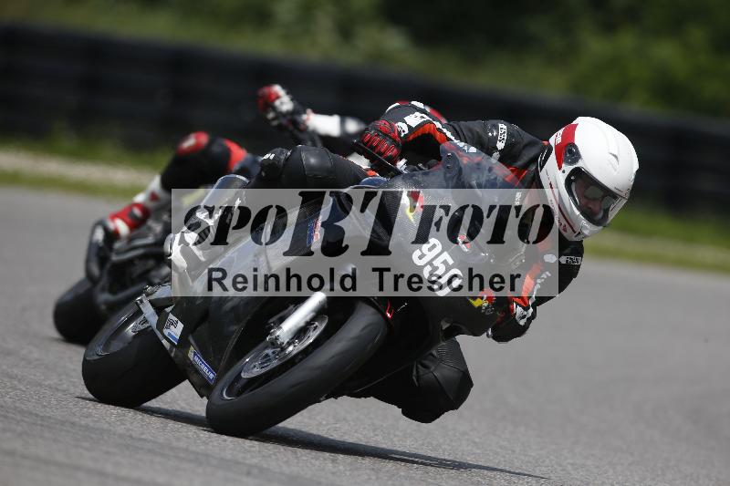 /Archiv-2024/29 12.06.2024 MOTO.CH Track Day ADR/Gruppe gelb/950